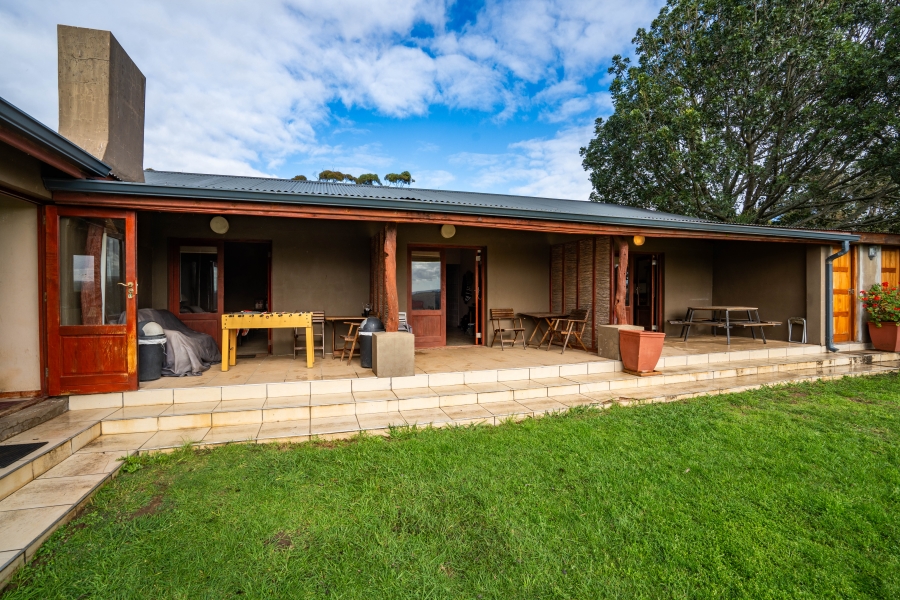 5 Bedroom Property for Sale in Grahamstown Rural Eastern Cape